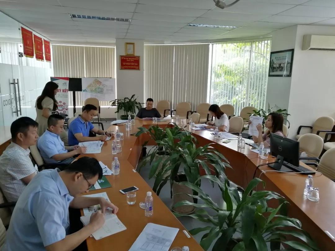 越南考察團(tuán)